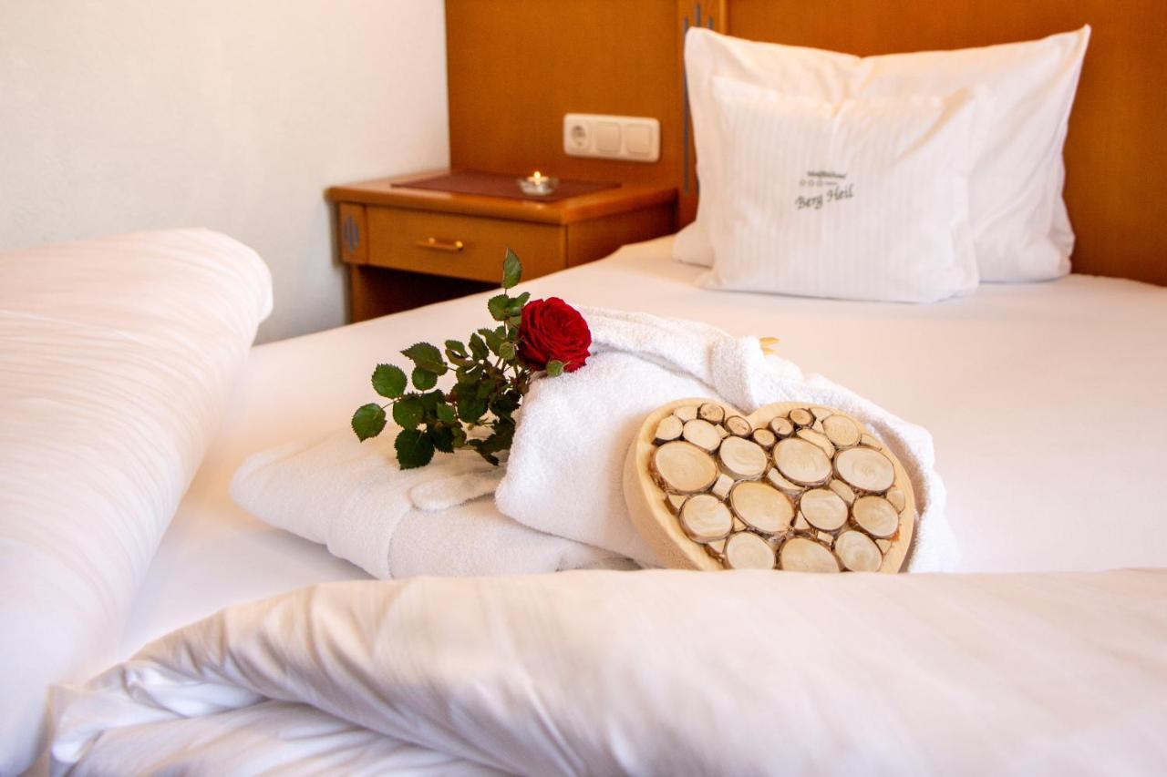 Wohlfuehlhotel Berg Heil Holzgau Zewnętrze zdjęcie